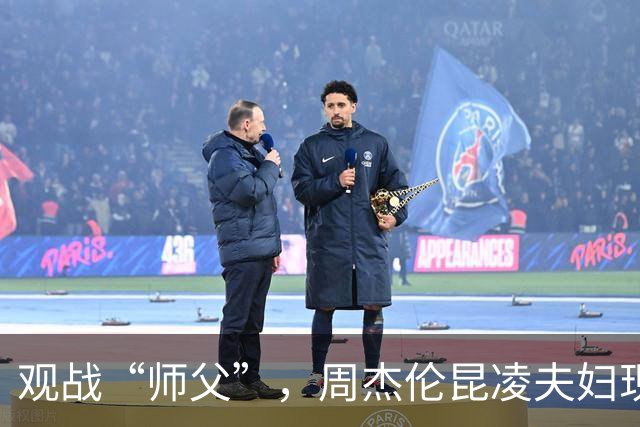 观战“师父”，周杰伦昆凌夫妇现身上海大师赛助威张之臻比赛